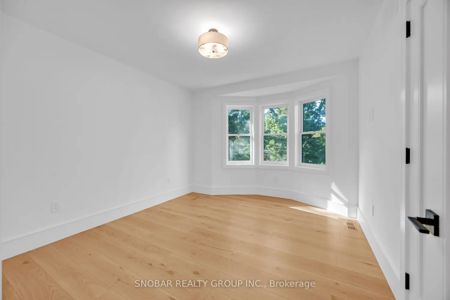 Additional image 9 of 1160 Clarkson Road