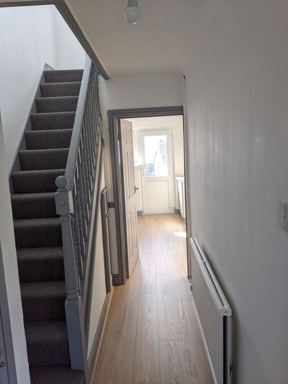 Additional image 4 of 3 bed semi-detached house to rentMaes Yr Haf, Pwll SA15