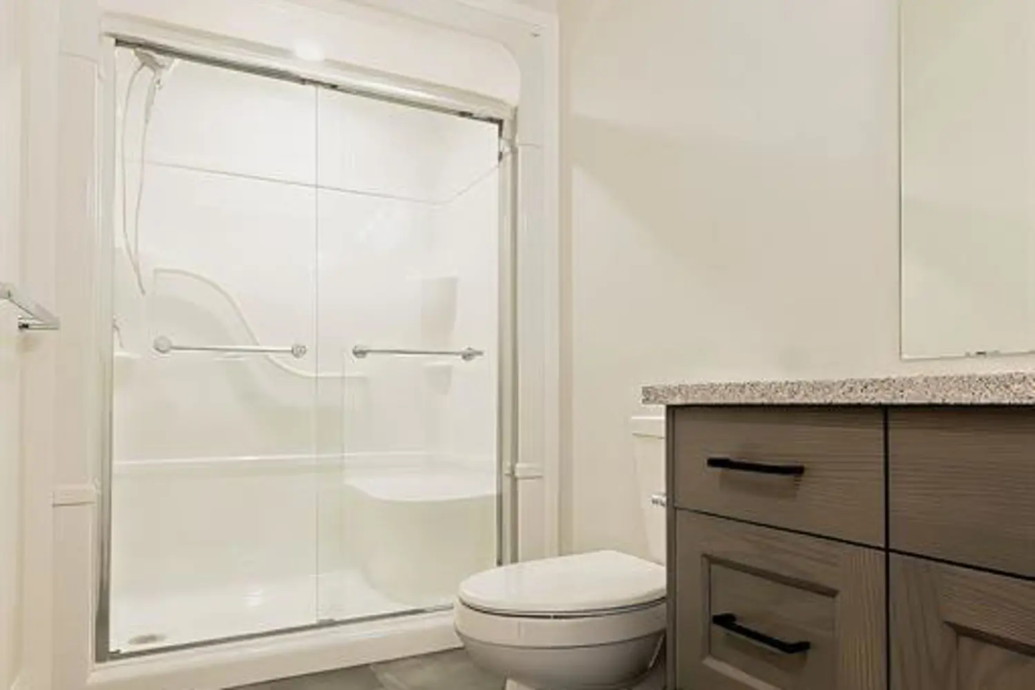 Additional image 12 of 175 Glengariff Drive 16