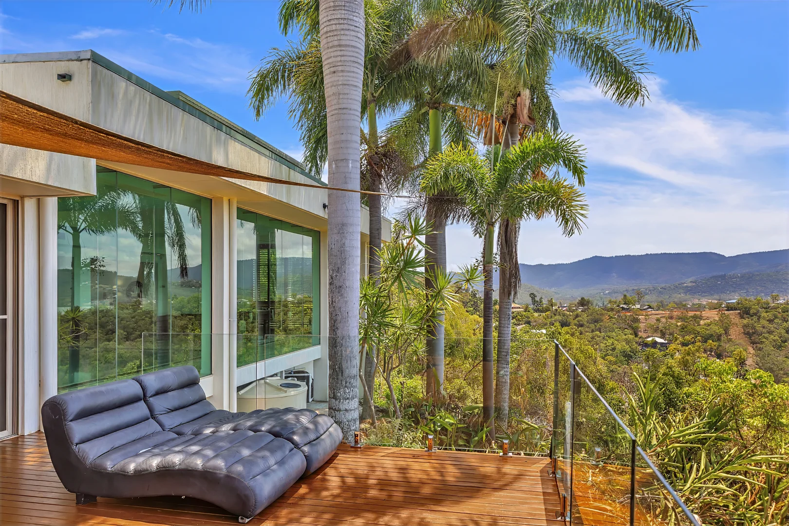 Additional image 29 of 88 Yachtsman Parade, Cannonvale QLD 4802