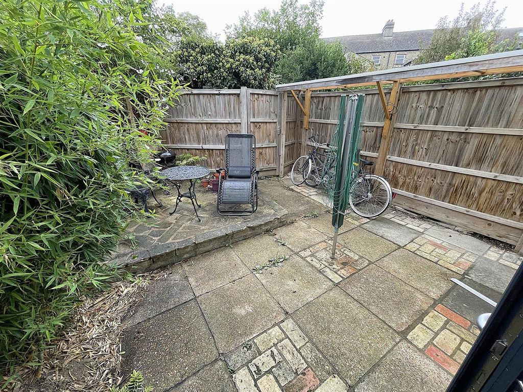 Additional image 13 of 6 bed property to rentHerbert Street, Cambridge CB4