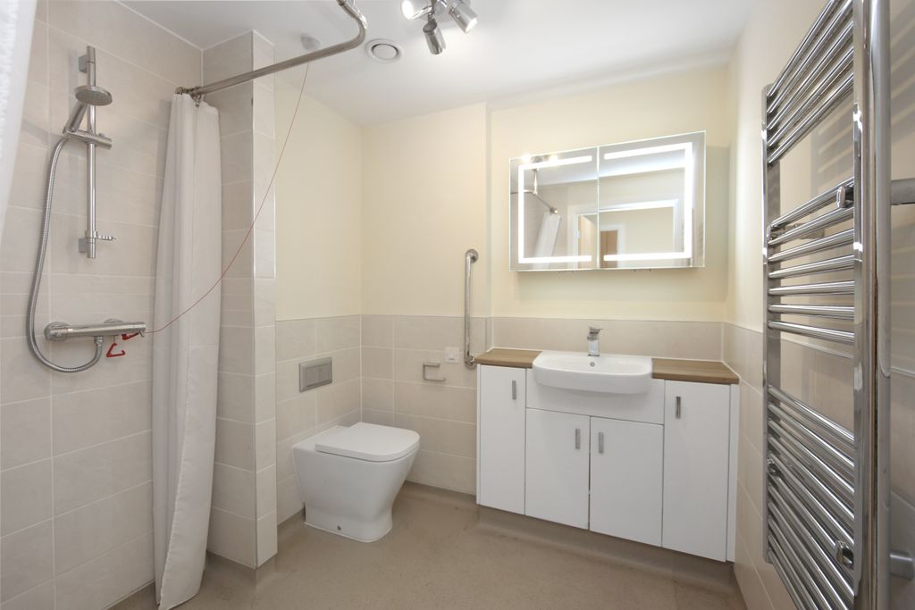 1 bed flat to rentSpringfield Close, Stratford-Upon-Avon CV37 photo 4