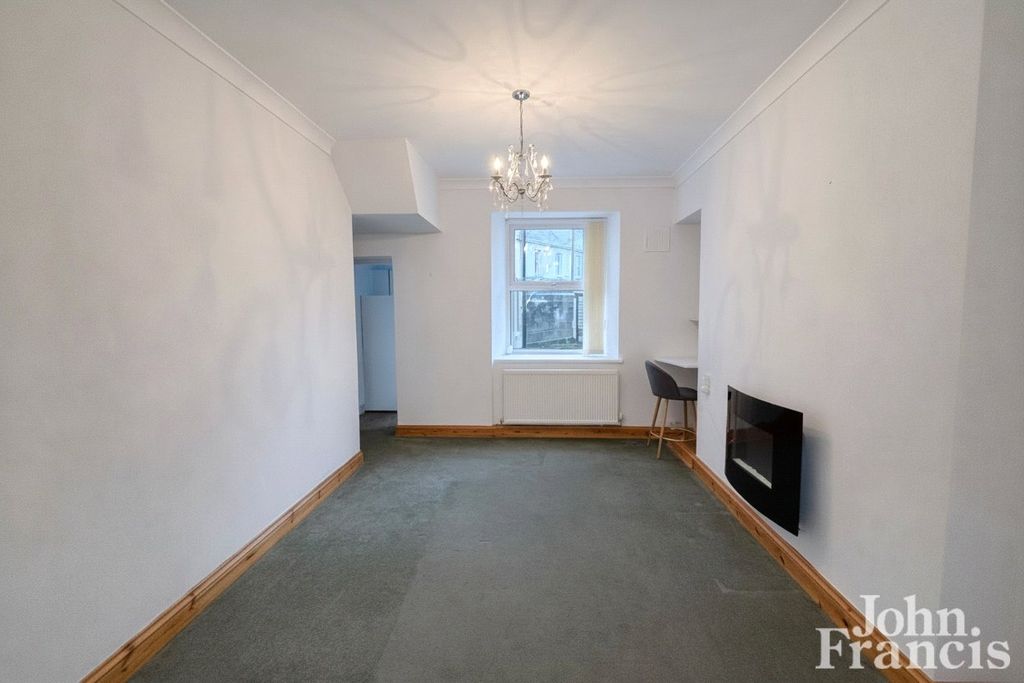 Additional image 4 of 2 bed semi-detached house to rentSt. John Street, Whitland SA34