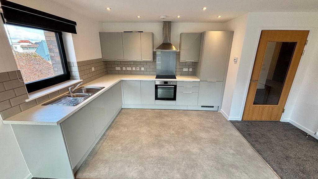 Additional image 6 of 2 bed flat to rentCoal Orchard, Taunton TA1