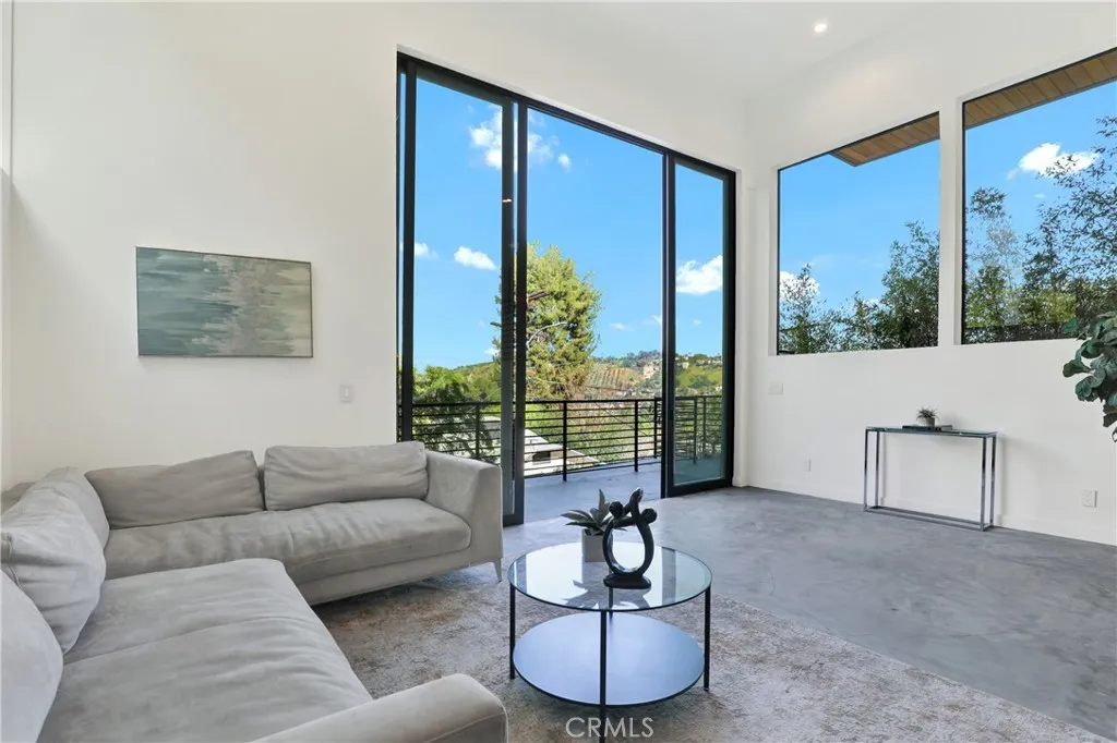 Additional image 49 of 3949 Glenalbyn Drive, Los Angeles, CA 90065