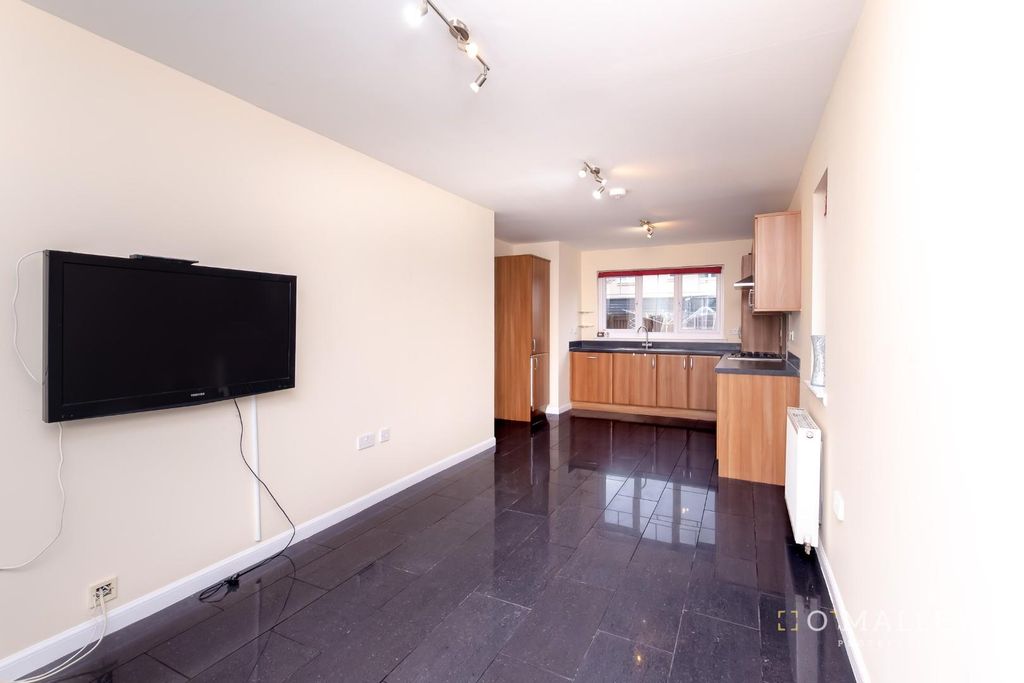 Additional image 6 of 4 bed detached house to rent50 Alloa Park Drive, Alloa, Clackmannanshire FK10