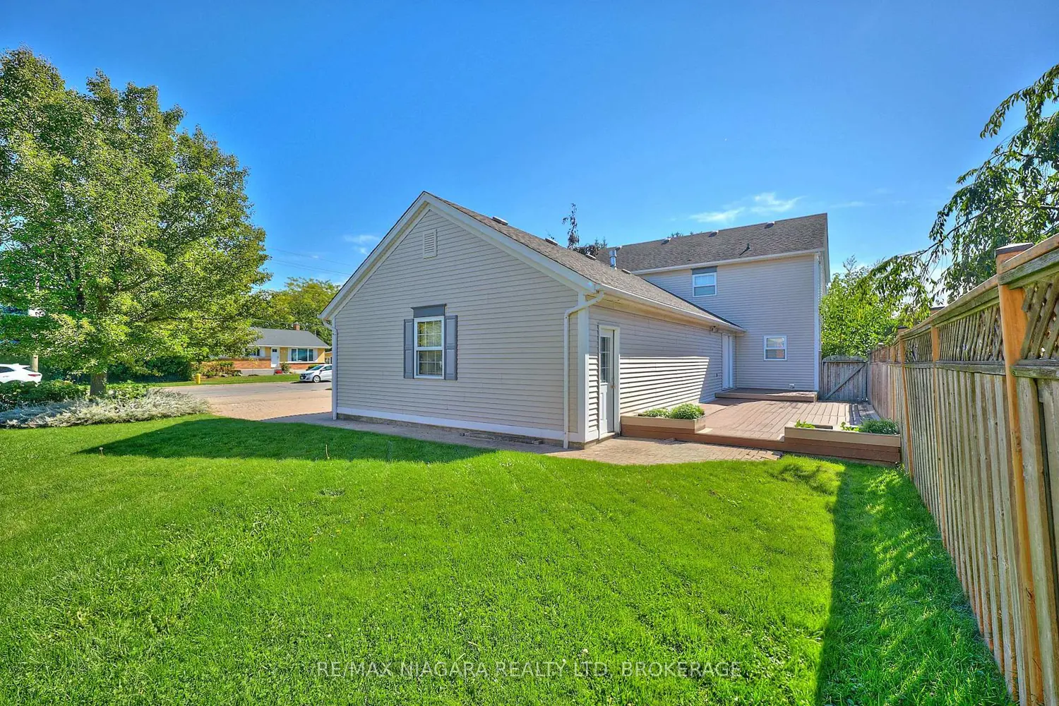 Additional image 3 of 1 Breckenridge Boulevard