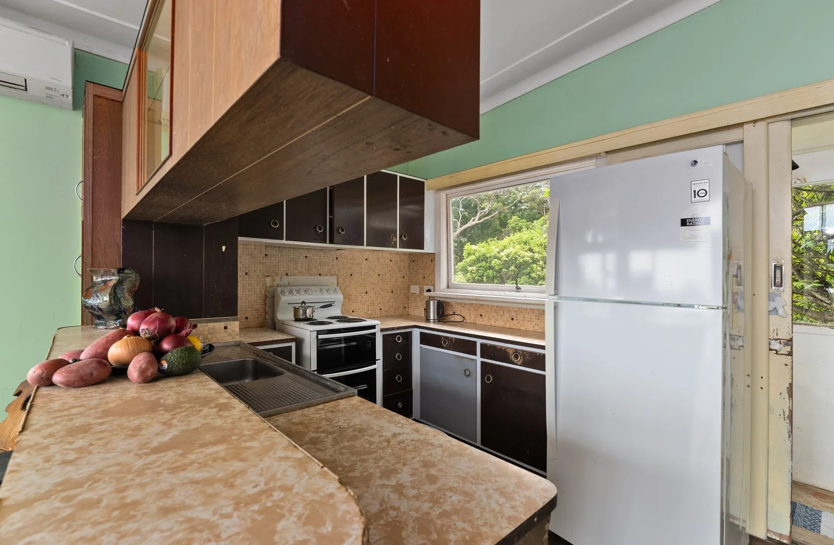 Additional image 11 of 3 Seaview Crescent, Stanwell Park NSW 2508