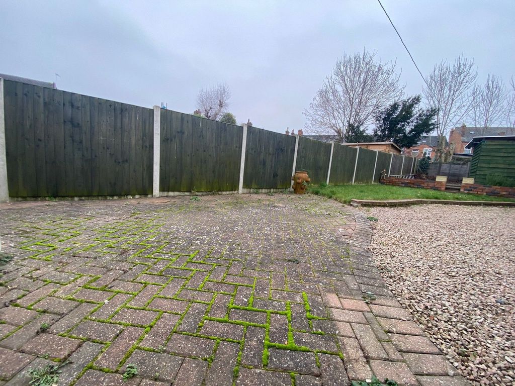 Additional image 18 of 3 bed semi-detached house to rentMerton Road, Malvern, Worcestershire WR14