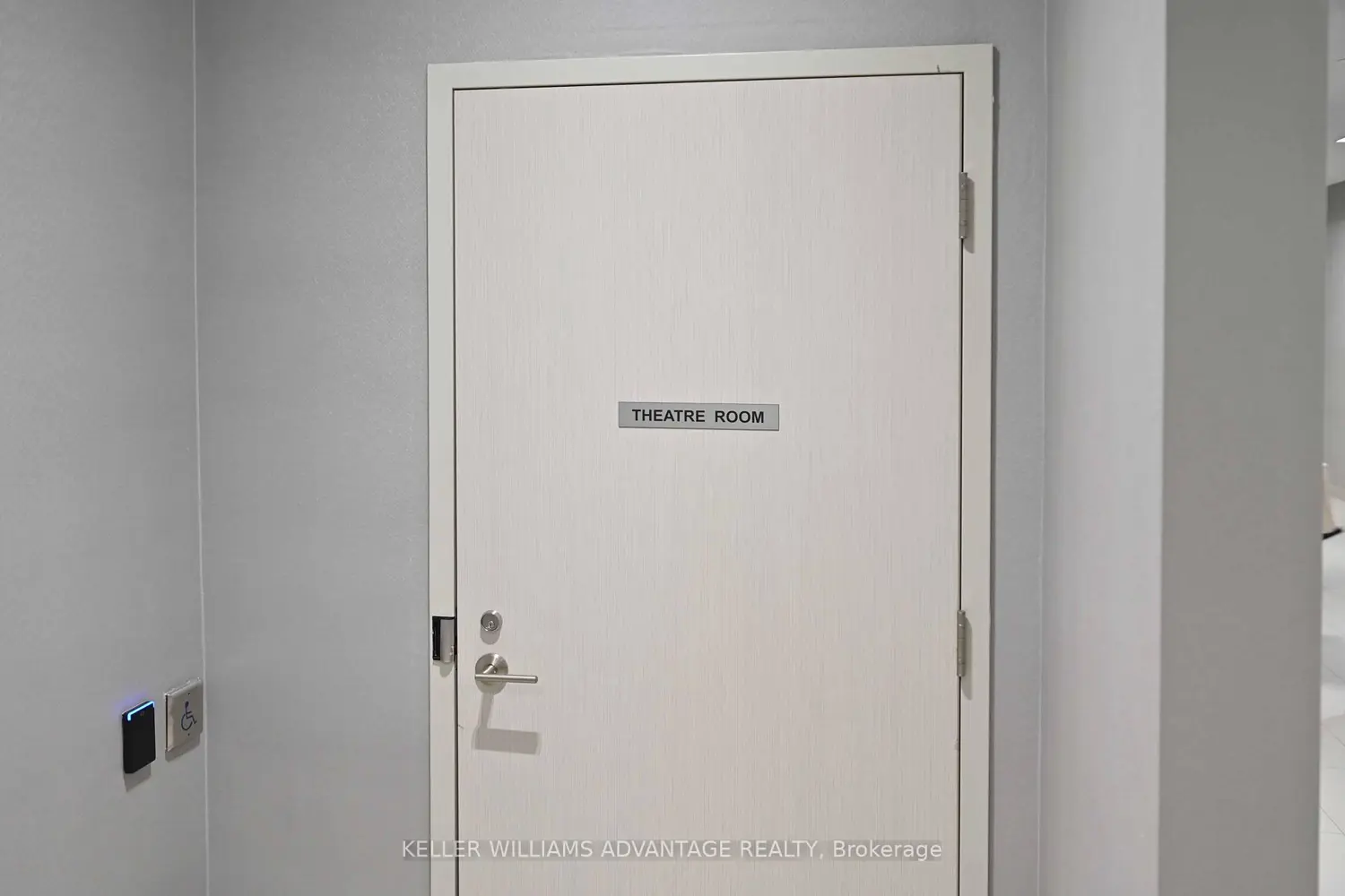 Additional image 11 of 20 Meadowglen Place 728