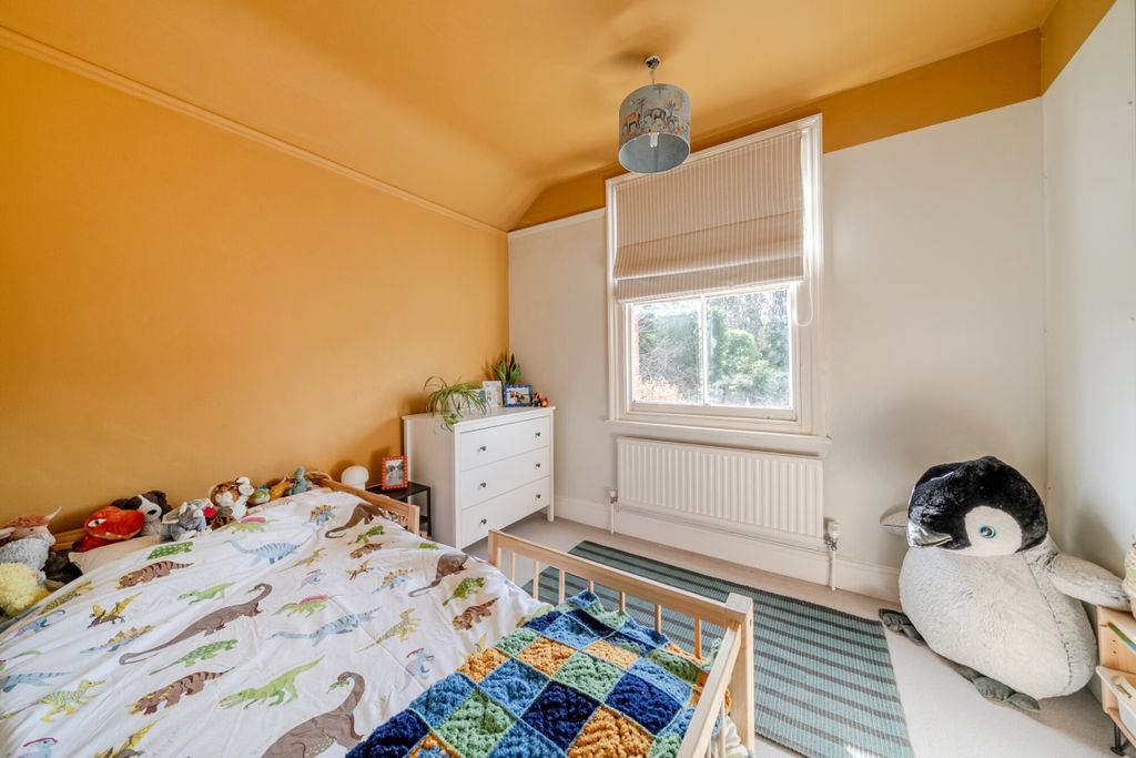Additional image 10 of 4 bed semi-detached house to rentKings Road, Ascot SL5