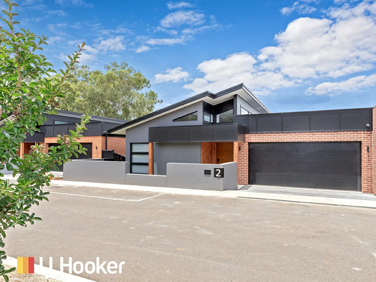 2/221 Carthage Street, East Tamworth NSW 2340