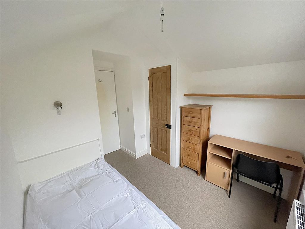 Additional image 10 of 6 bed property to rentHerbert Street, Cambridge CB4