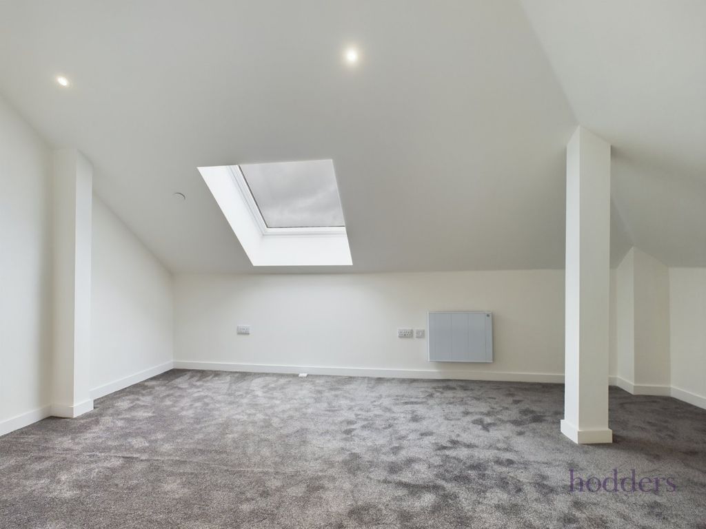 Additional image 5 of 1 bed flat to rentLondon Road, Staines-Upon-Thames, Surrey TW18