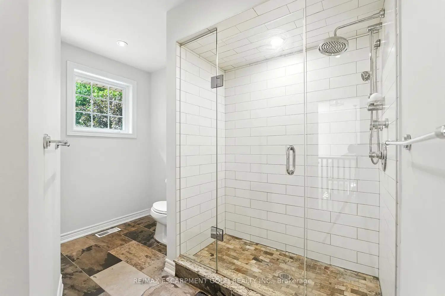 Additional image 10 of 2139 Bushtrail Court