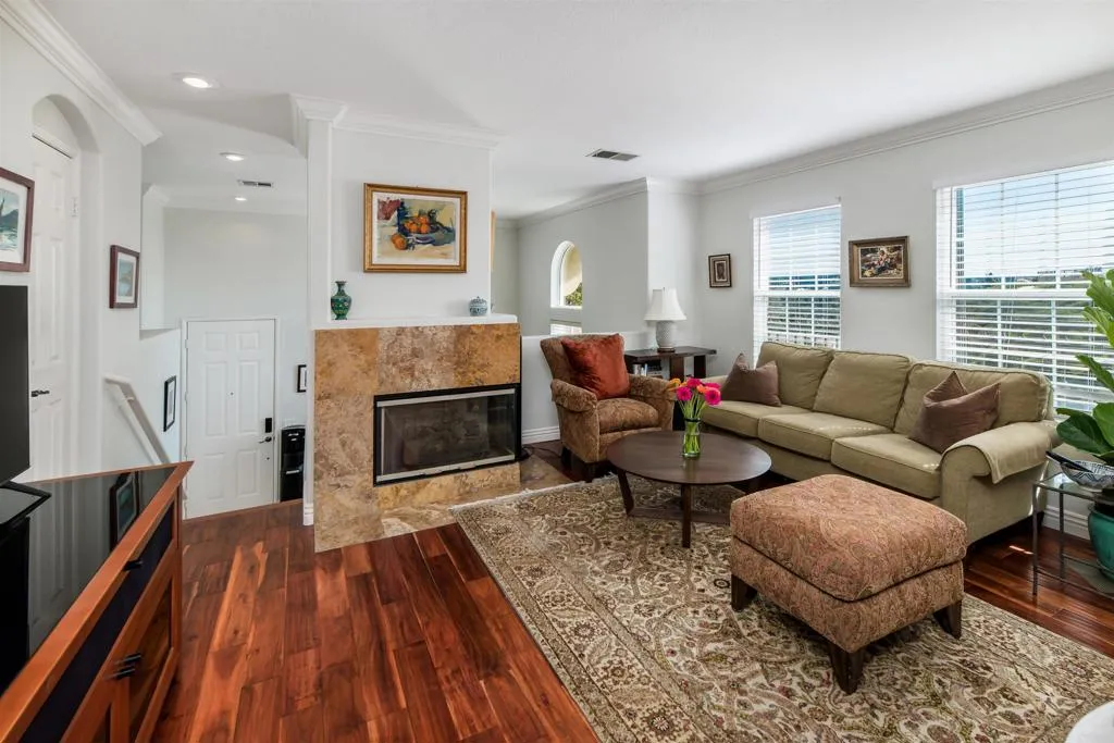 Additional image 3 of 3816 Mykonos Lane Unit 3, San Diego, CA 92130