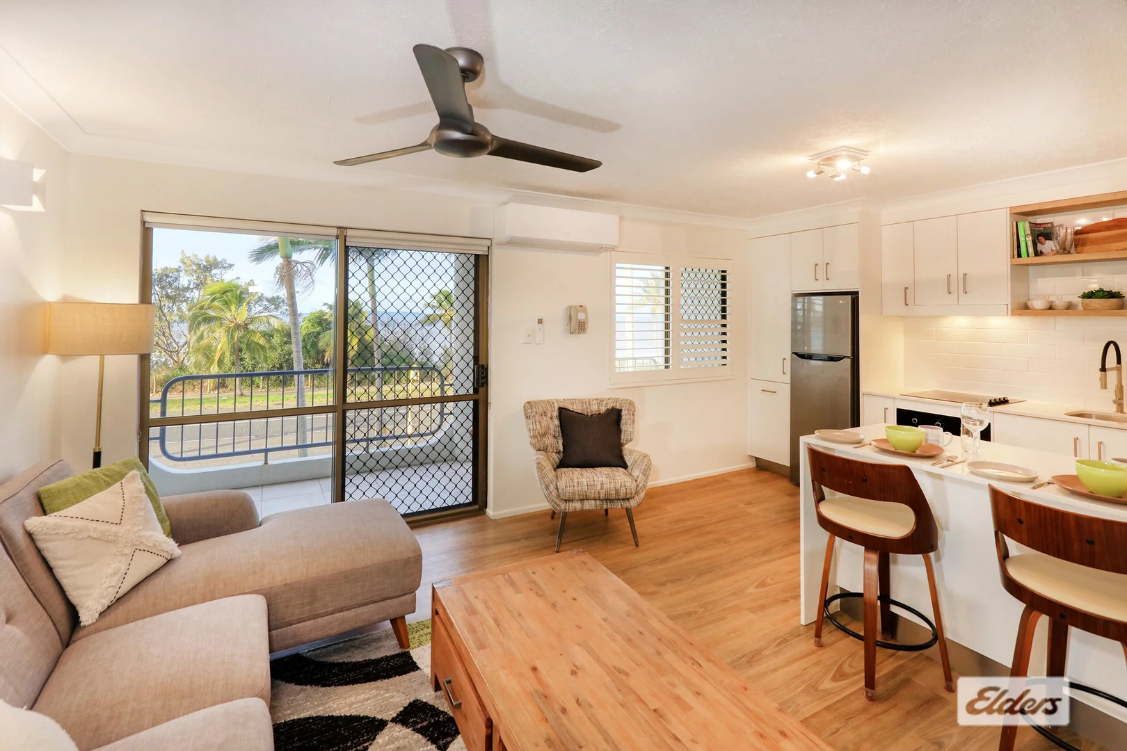 Additional image 11 of 1/100 Scenic Highway, Lammermoor QLD 4703