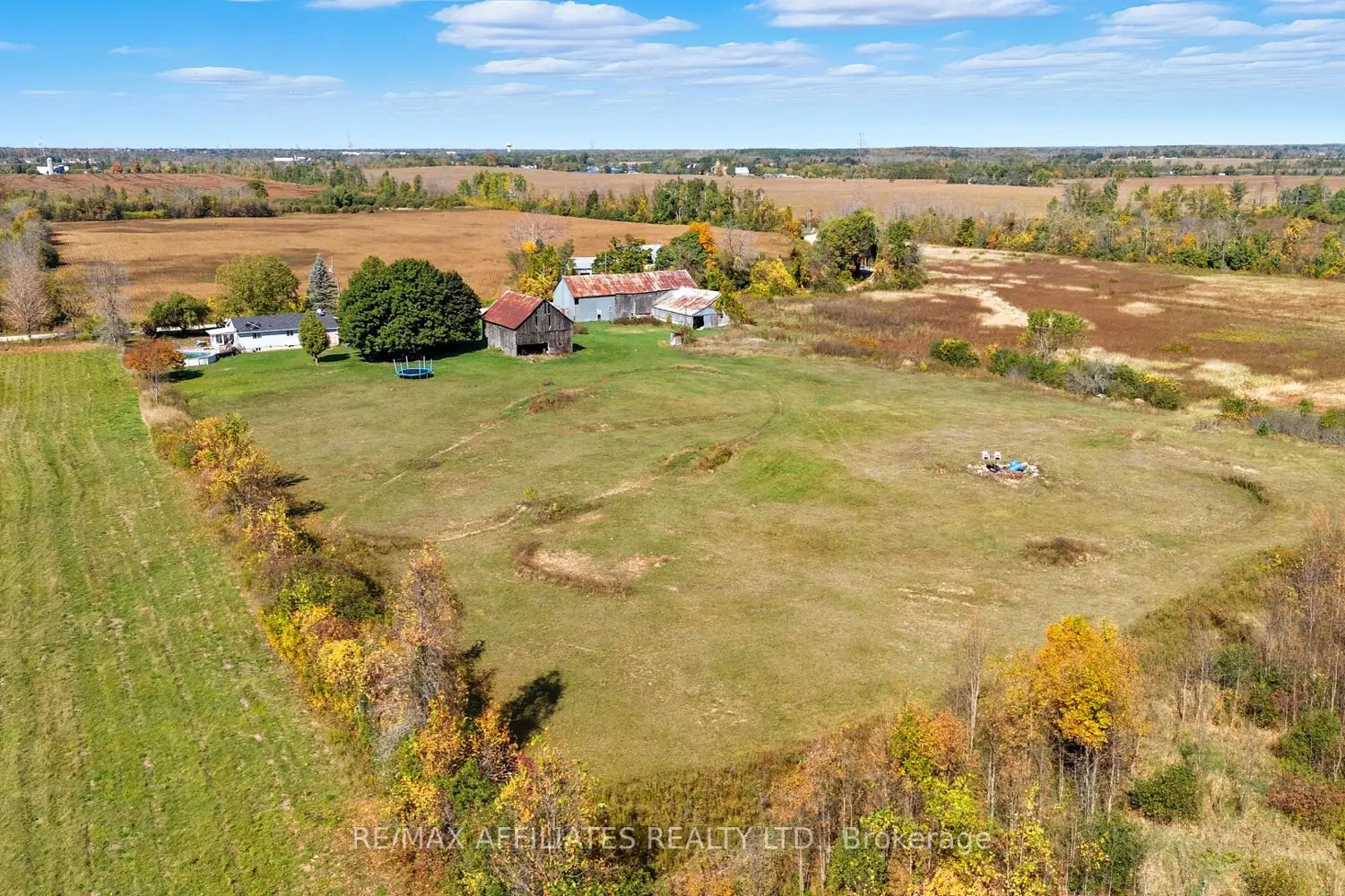 Additional image 5 of 885 Townline Road