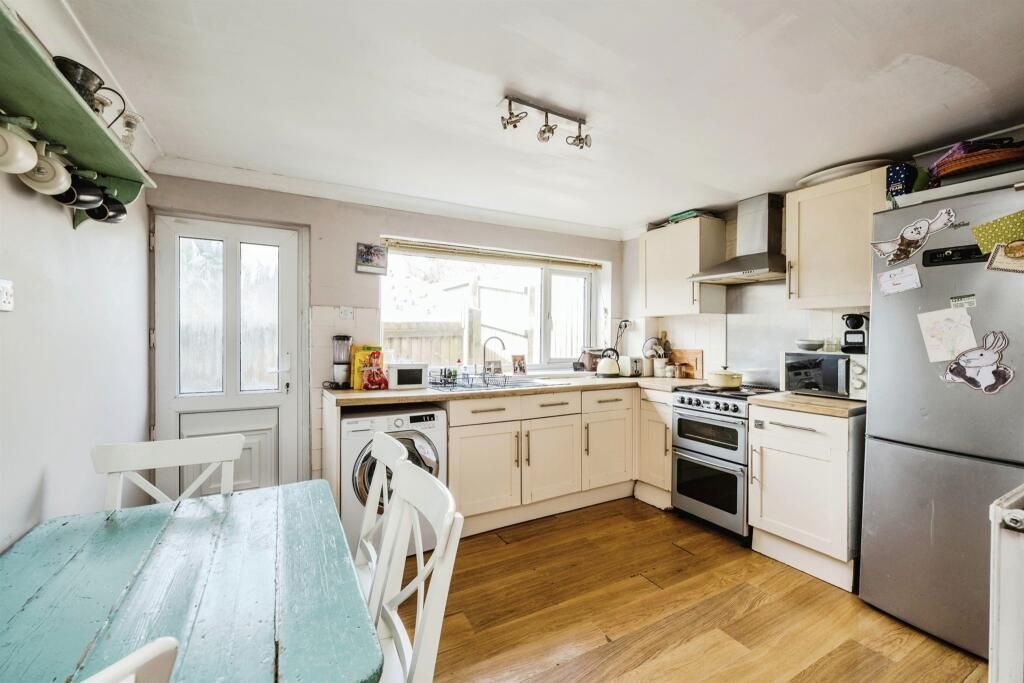 Additional image 4 of 2 bed semi-detached house to rentPen-Yr-Heol, Pen-Y-Fai, Bridgend CF31
