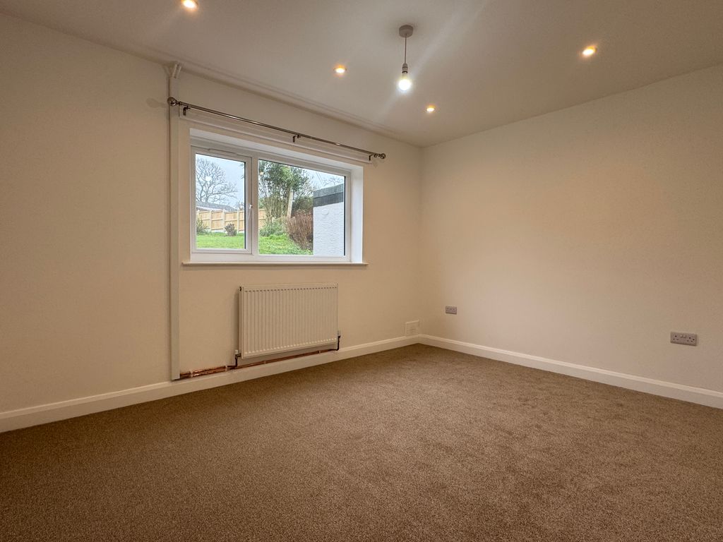 Additional image 7 of 3 bed bungalow to rentMaes Dolau, Carmarthen SA32