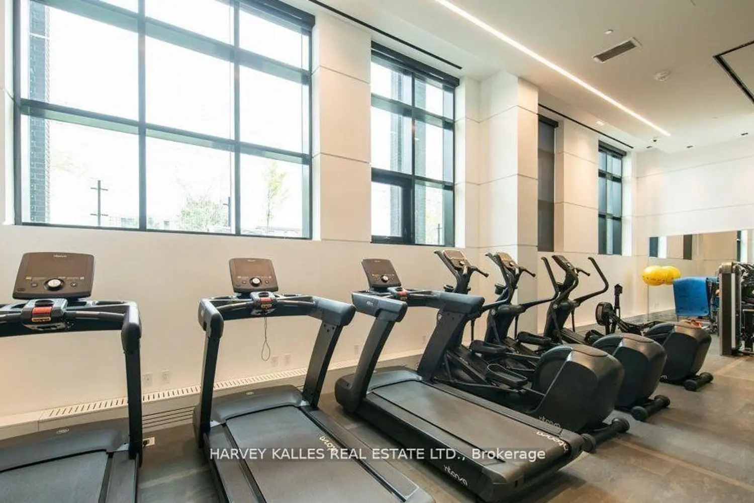 Additional image 13 of 60 George Butchart Drive 4