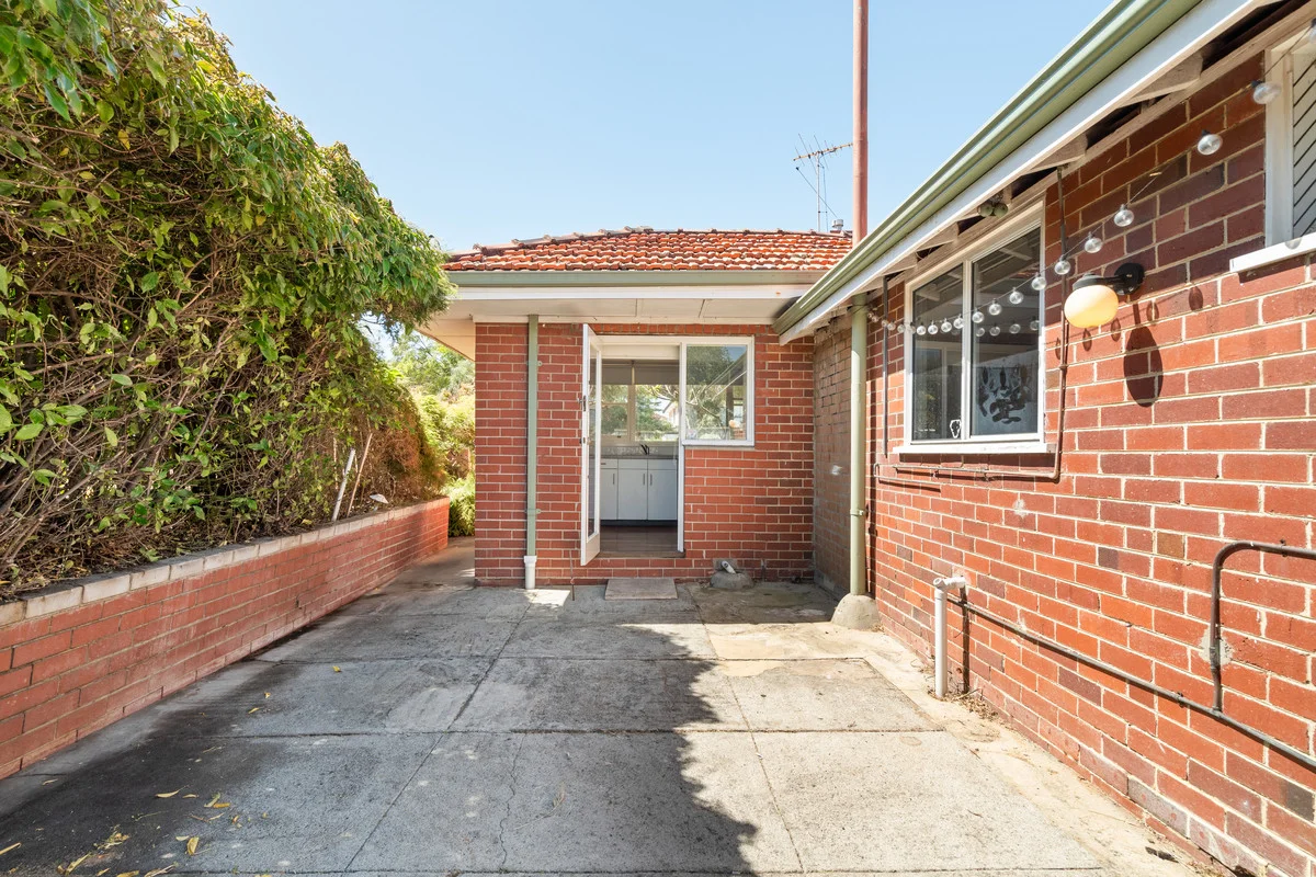 Additional image 34 of 32 Murray Way, Karrinyup WA 6018