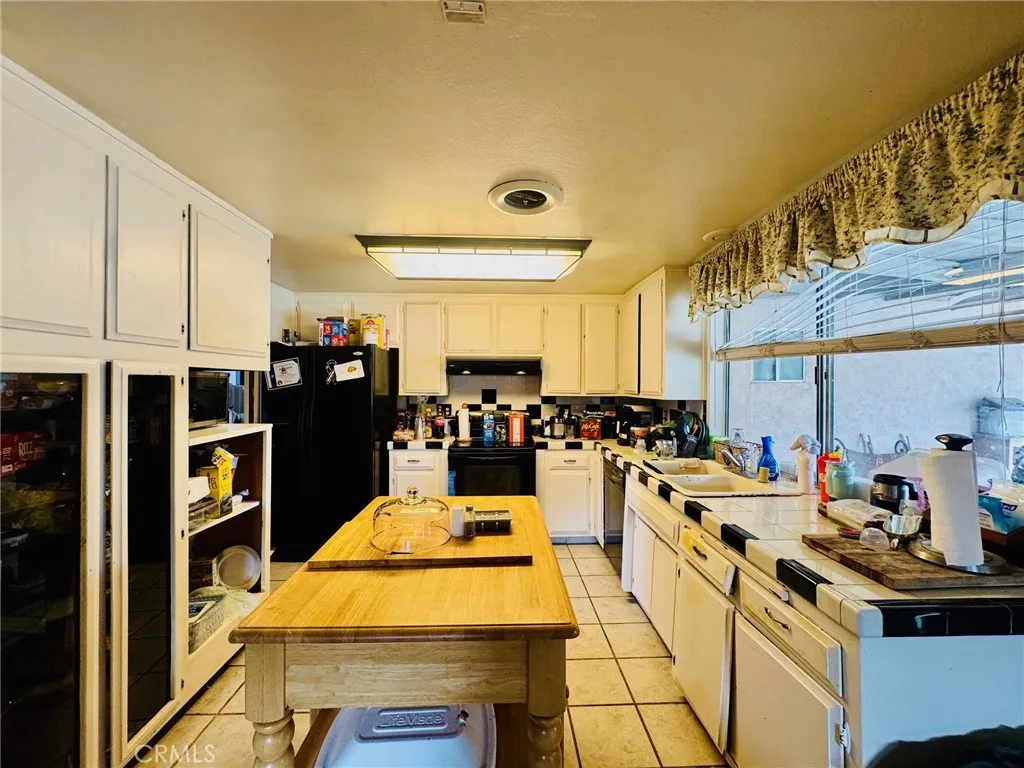 Additional image 14 of 4300 Garnsey Ln, Bakersfield, CA 93309