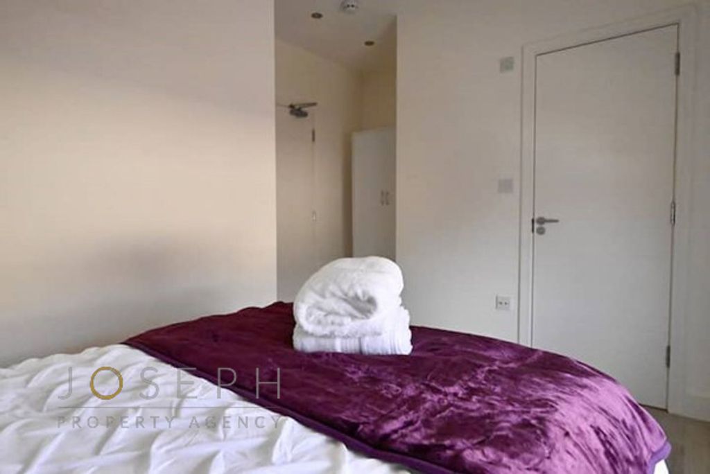 Additional image 10 of 6 bed semi-detached house to rentStation Street, Ipswich IP2