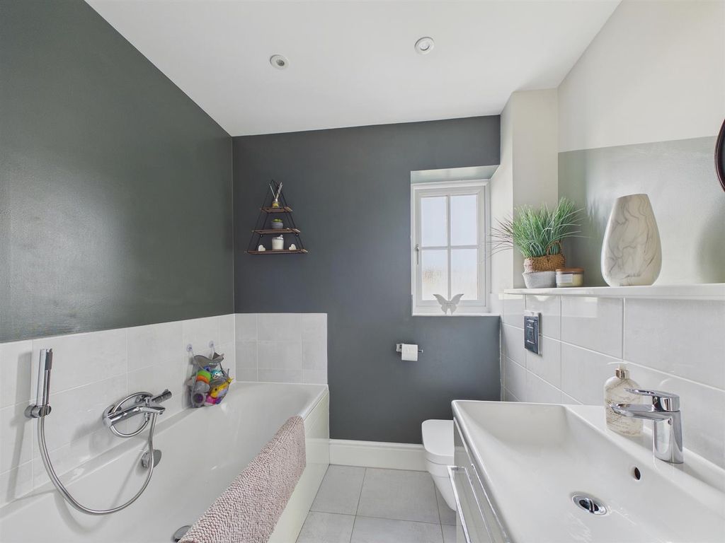 Additional image 21 of 4 bed detached house to rent4 Bay Tree Close, Upton-Upon-Severn, Worcester WR8