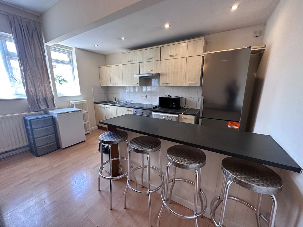 6 bed shared accommodation to rentGloucester Road, Bishopston, Bristol BS7