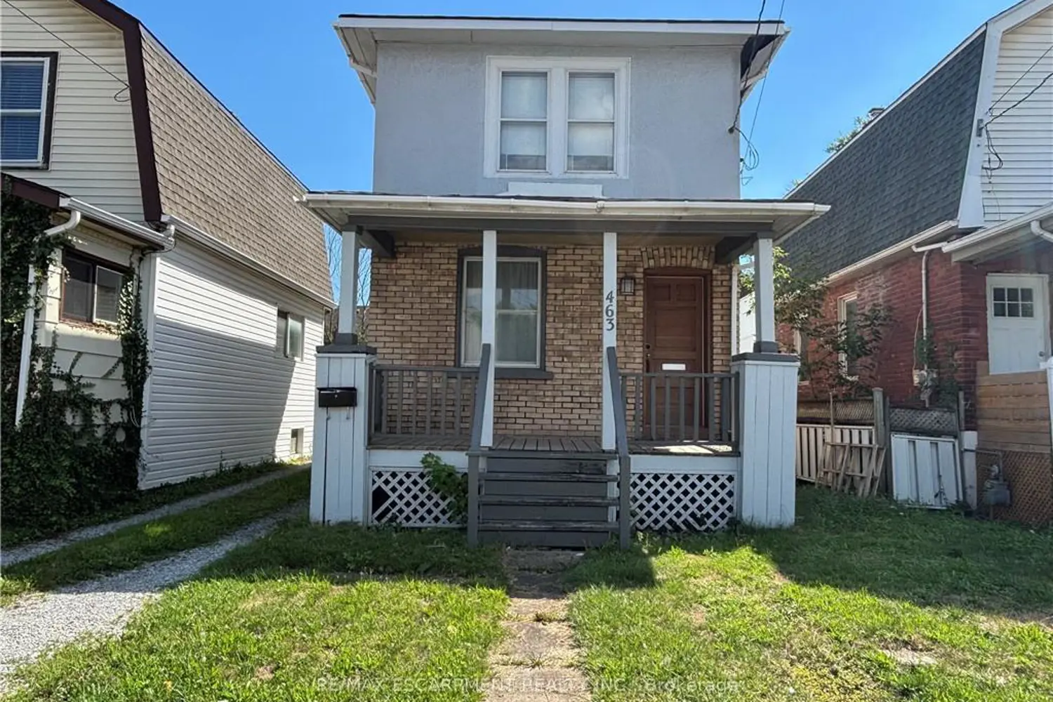 463 East Main Street