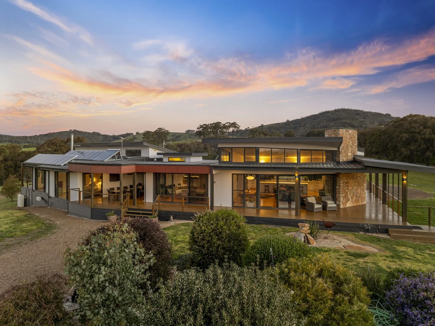 665 Fernhills Road, Marraweeney VIC 3669
