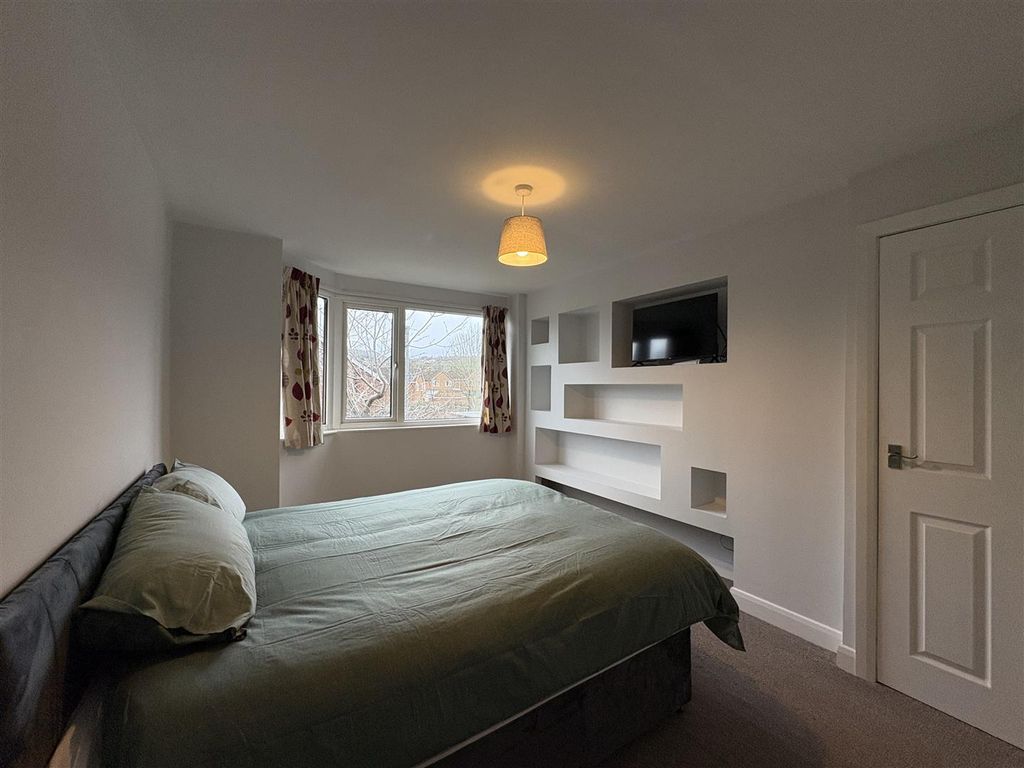 Additional image 10 of 4 bed semi-detached house to rentHafod Park, Mold CH7