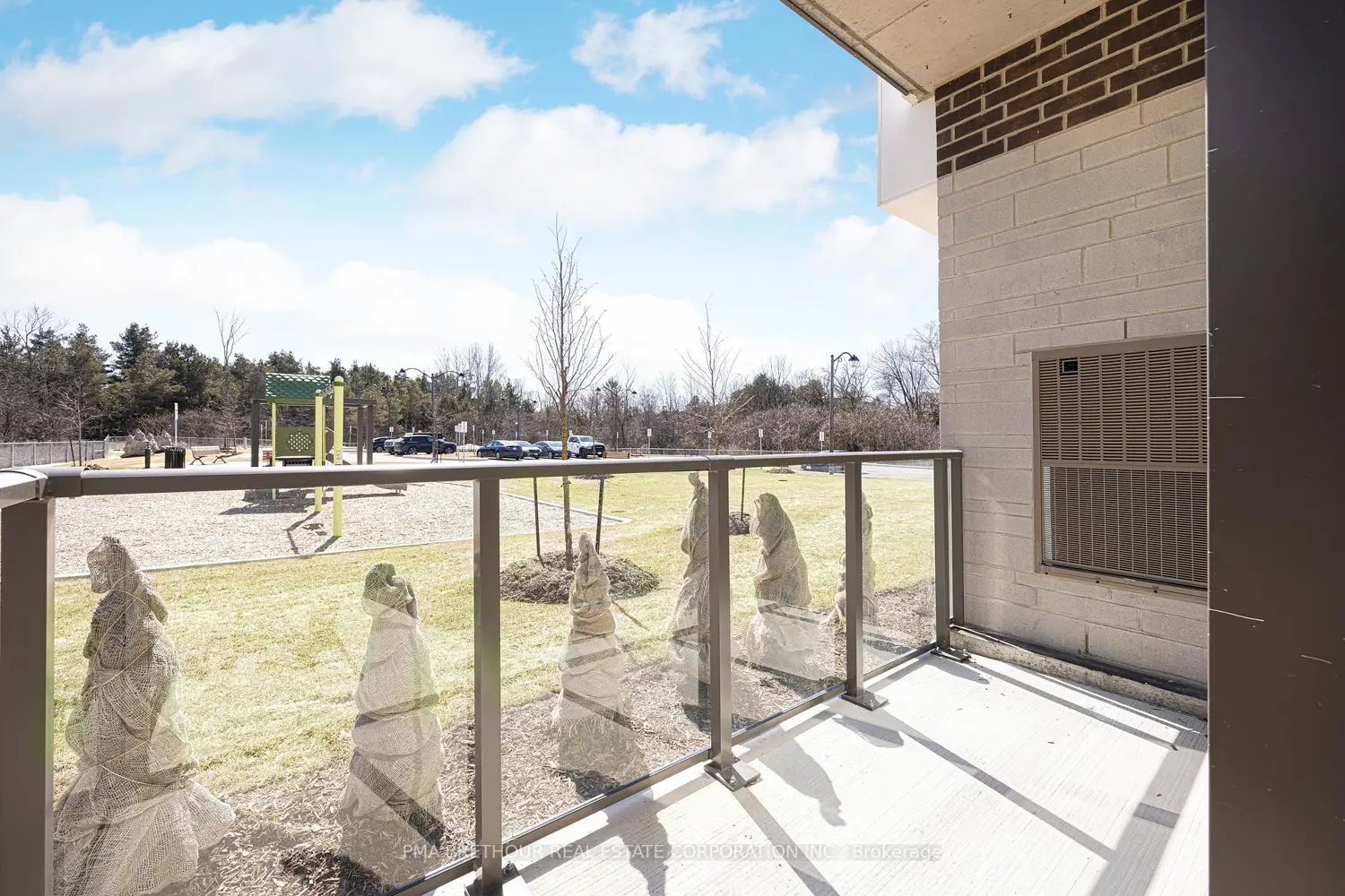 Additional image 7 of 385 Arctic Red Drive 105