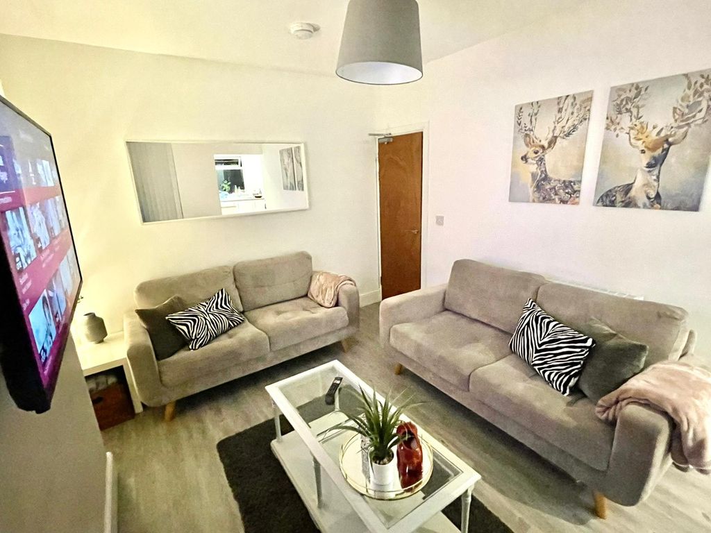 Additional image 2 of 5 bed shared accommodation to rentKearsley Road, Sheffield S2