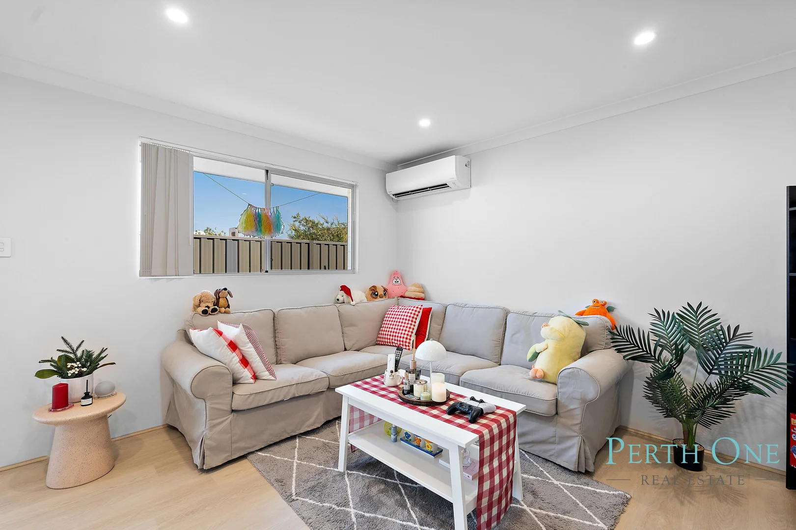 Additional image 11 of 61 Turquoise Boulevard, Treeby WA 6164