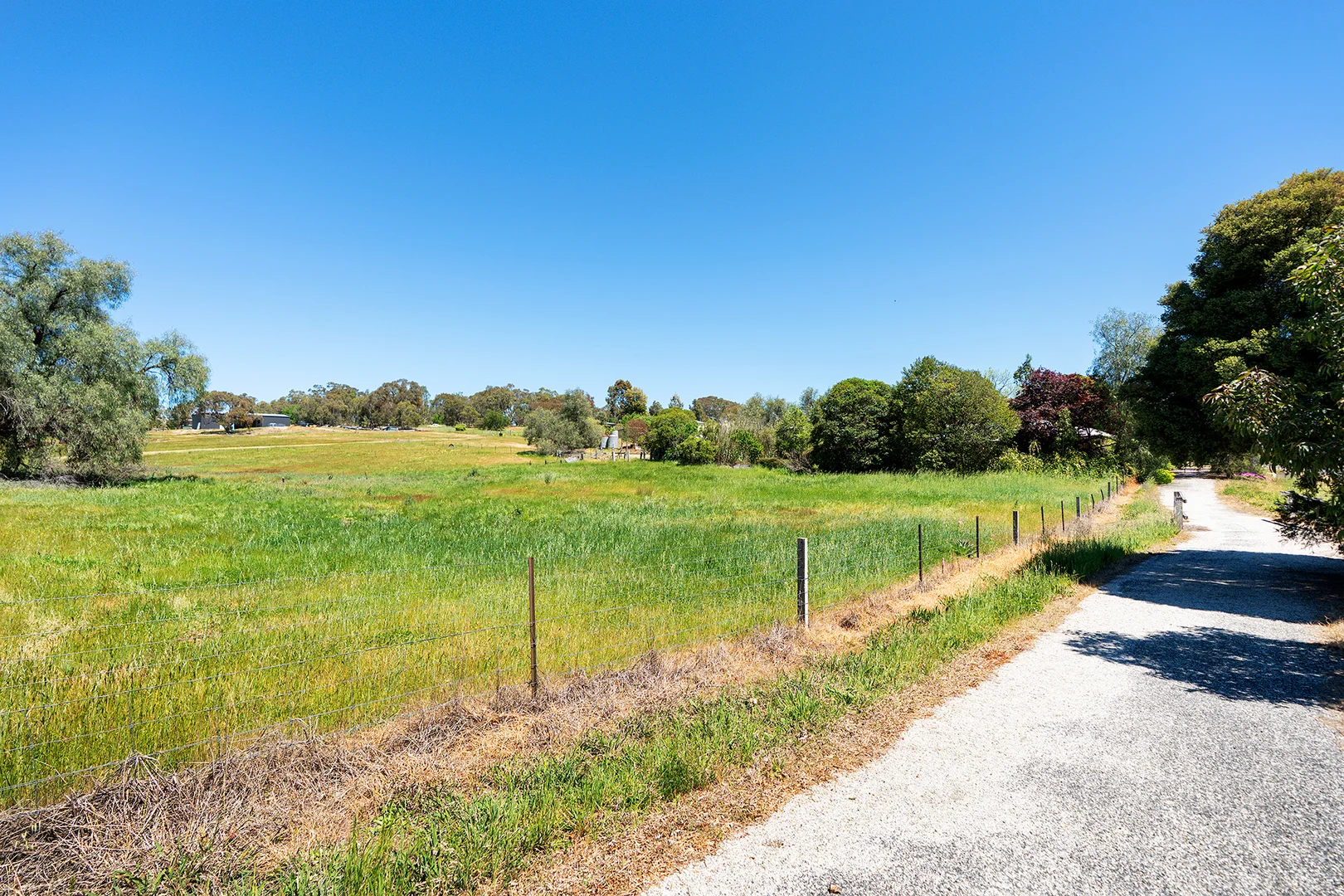 Additional image 3 of 4/58 Main Street, Eldorado VIC 3746