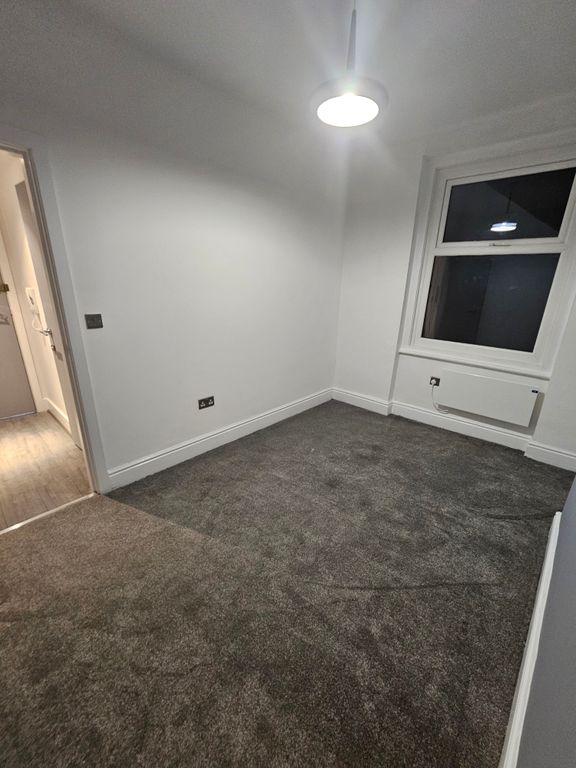 Additional image 7 of 1 bed flat to rentTrinity Square, Llandudno LL30