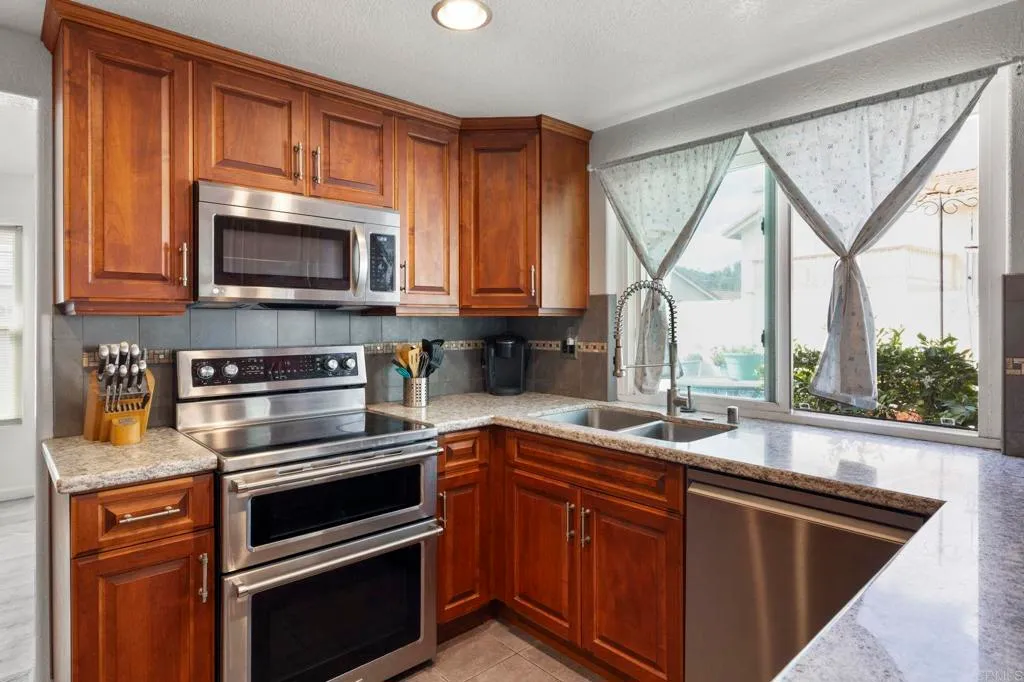 Additional image 66 of 9126 Sinsonte Lane, Lakeside, CA 92040