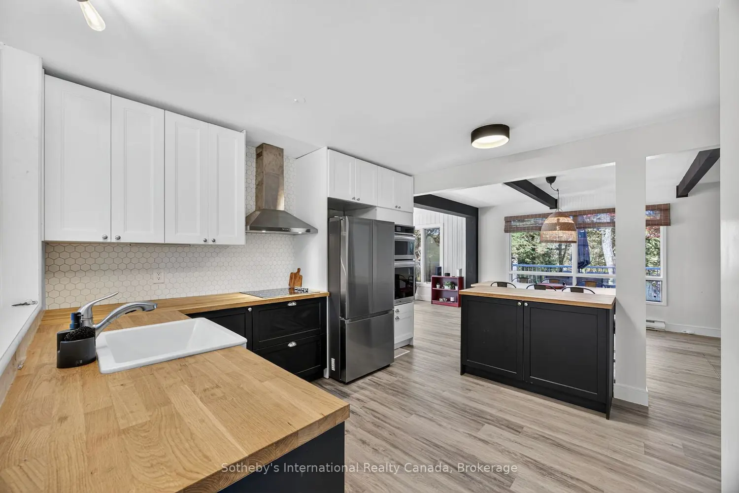 Additional image 2 of 37 Brown's Lake Road