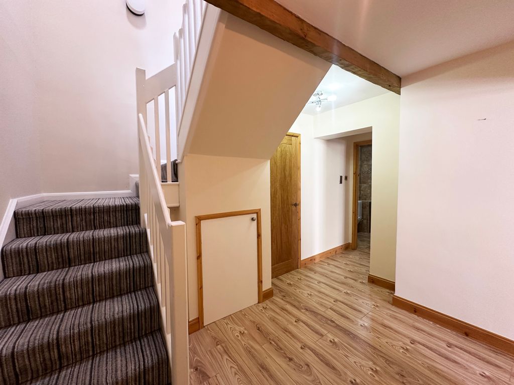 Additional image 11 of 2 bed maisonette to rentWhite Hart Yard, Market Place, Ulverston LA12