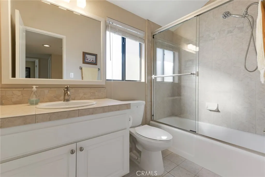 Additional image 89 of 5757 Owensmouth Avenue Unit 20, Woodland Hills, CA 91367