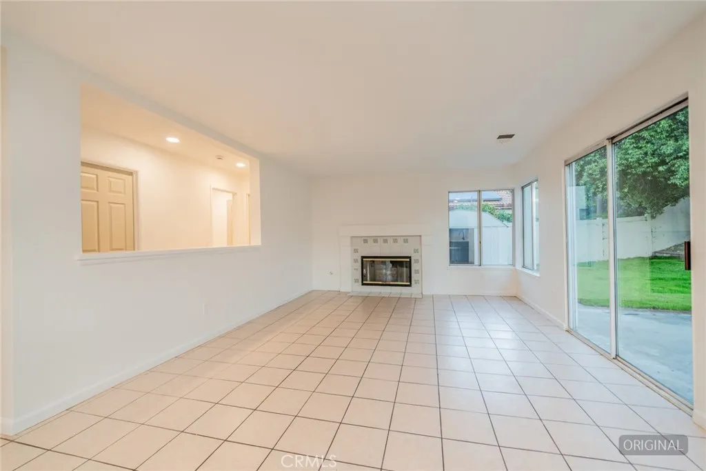 Additional image 12 of 2674 La Morada Dr, Rialto, CA 92377