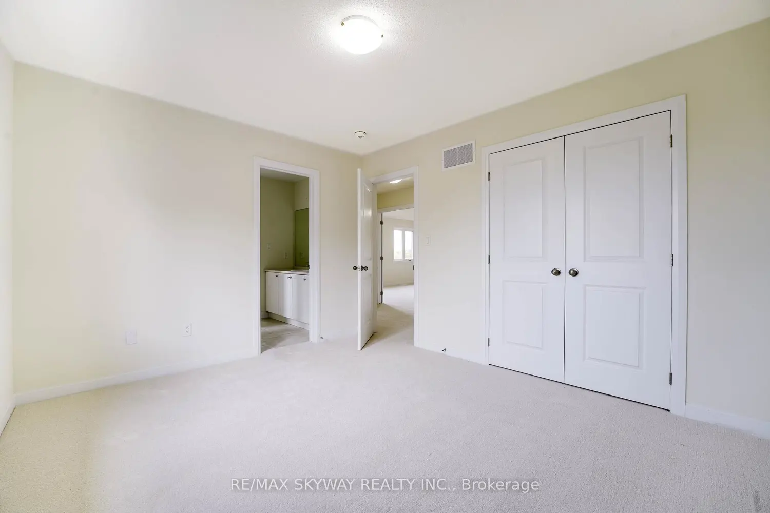 Additional image 10 of 76 Golf Links Drive