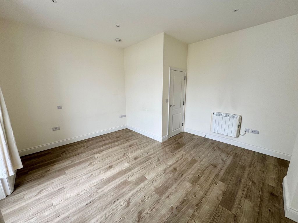 Additional image 5 of 1 bed flat to rentSt. Marks Road, St. Helier JE2