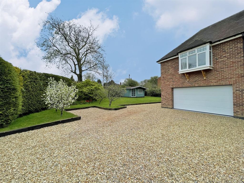Additional image 21 of 5 bed detached house to rentGloucester Avenue, Melton Mowbray LE13