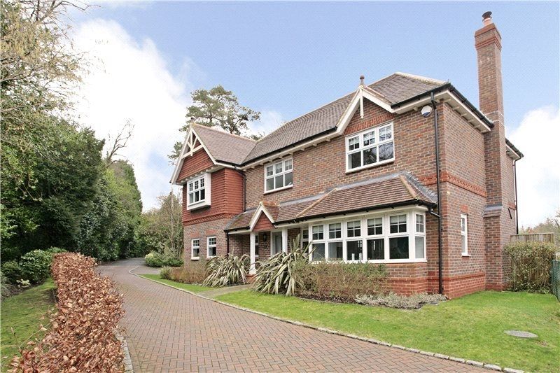 5 bed detached house to rentThe Ridings, Horsted Keynes, Haywards Heath RH17