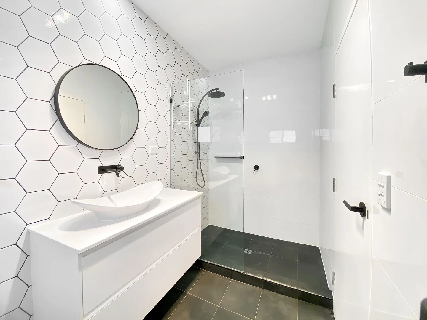 Additional image 21 of Mount Johns NT 0874