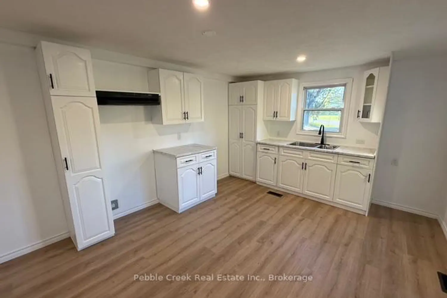 Additional image 3 of 40201 Vanastra Road 1