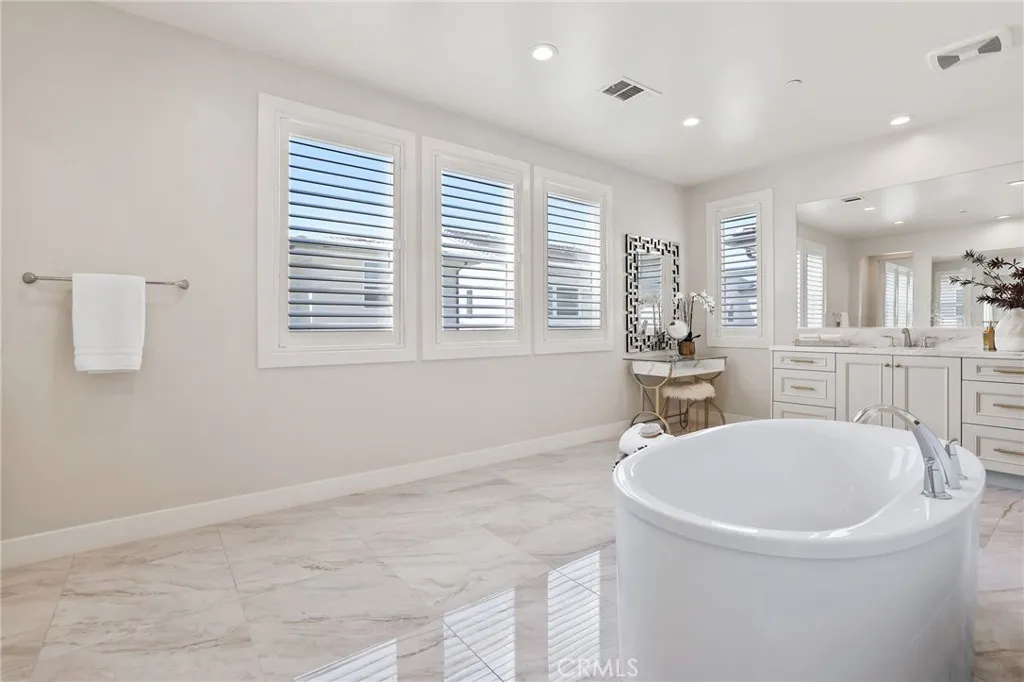 Additional image 98 of 261 Huckleberry, Lake Forest, CA 92630